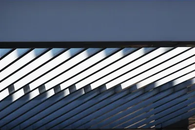 Commercial Roofing: Spray Foam vs. Traditional - Commercial insulation article image